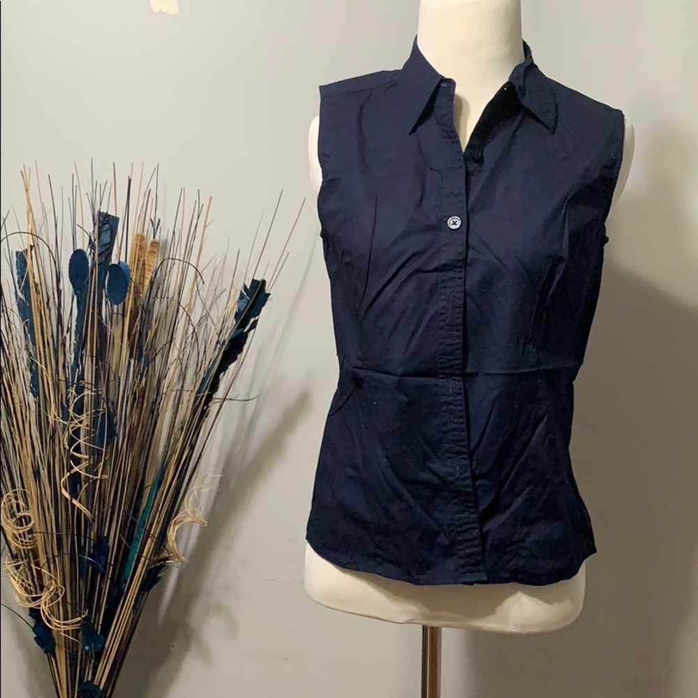 Navy blue top